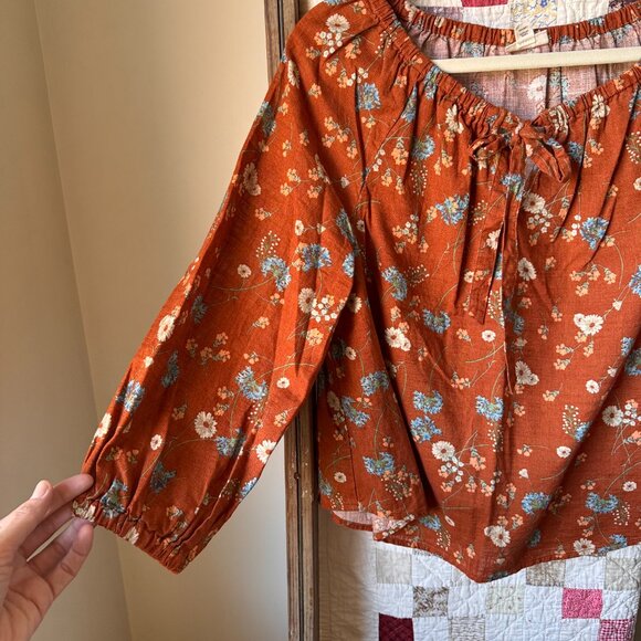 A.N.A Ana Floral Blouse - Picture 3 of 8